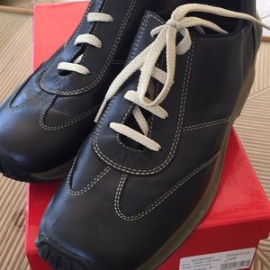 Anne Klein Oxford shoes